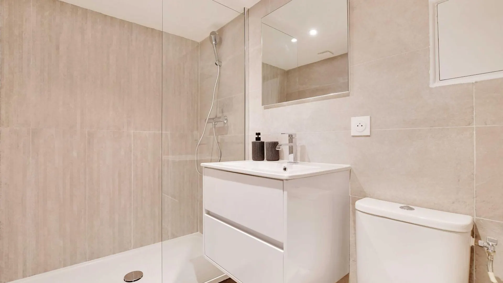파리 Charming Flat - 1Bd6P - Palais Garnier 아파트 0*,  프랑스