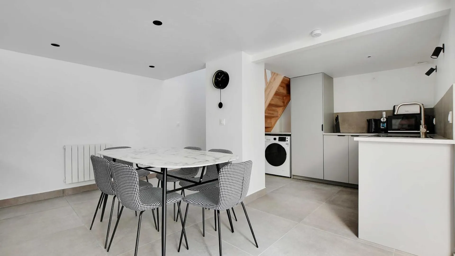 파리 Charming Flat - 1Bd6P - Palais Garnier 아파트